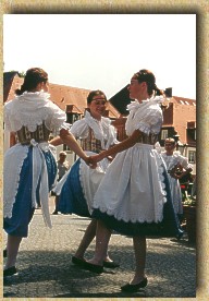 Mädchen beim Tanz