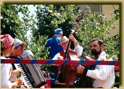 Stimmung machen die Musiker